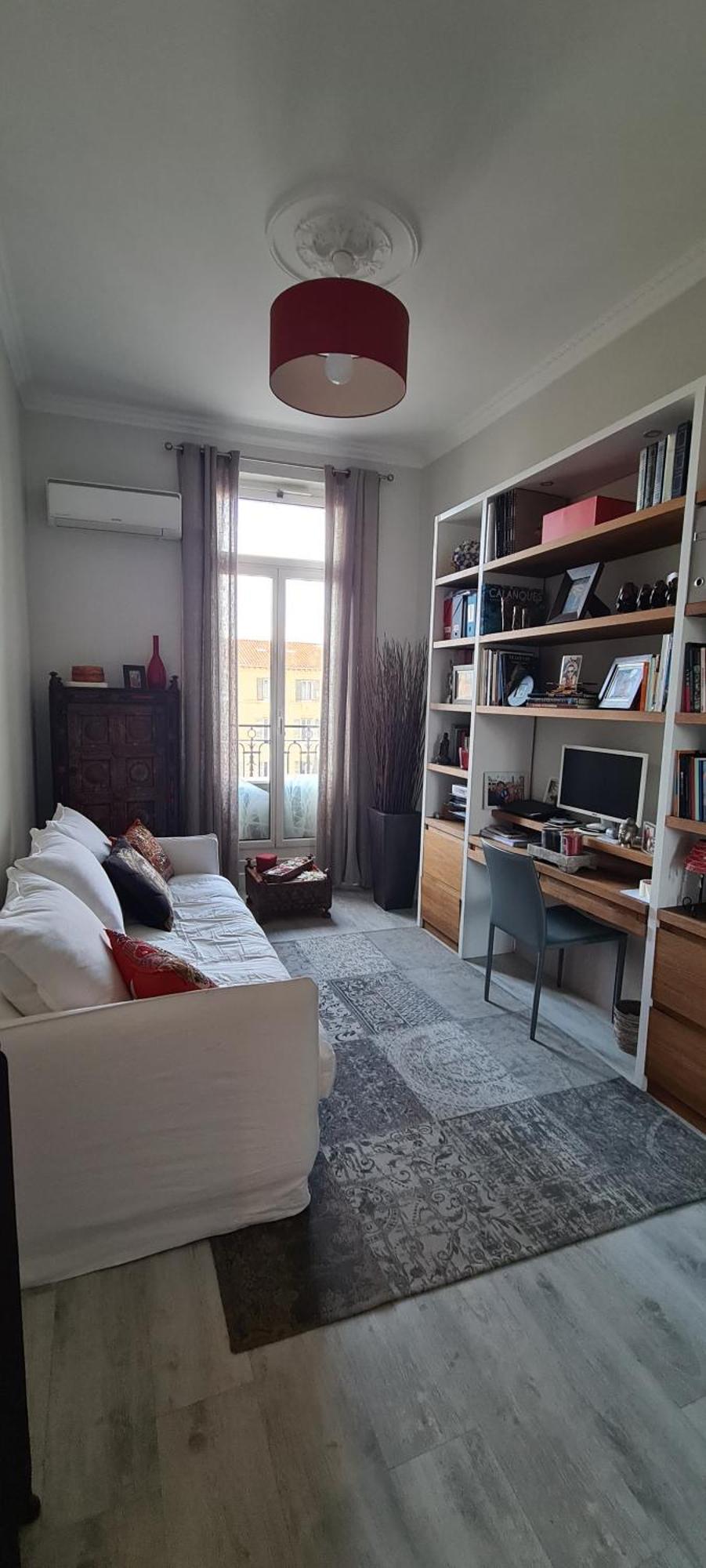 Appartement Le Cocon De Chris - Petit Bijou Au Calme Avec Vue Notre-dame De La Garde