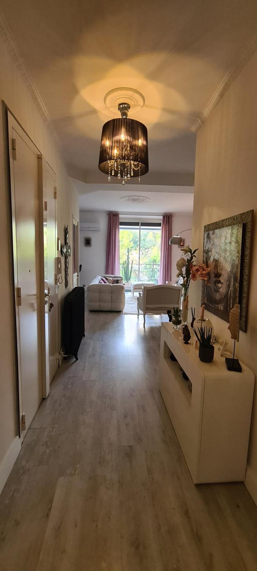 Appartement Le Cocon De Chris - Petit Bijou Au Calme Avec Vue Notre-dame De La Garde
